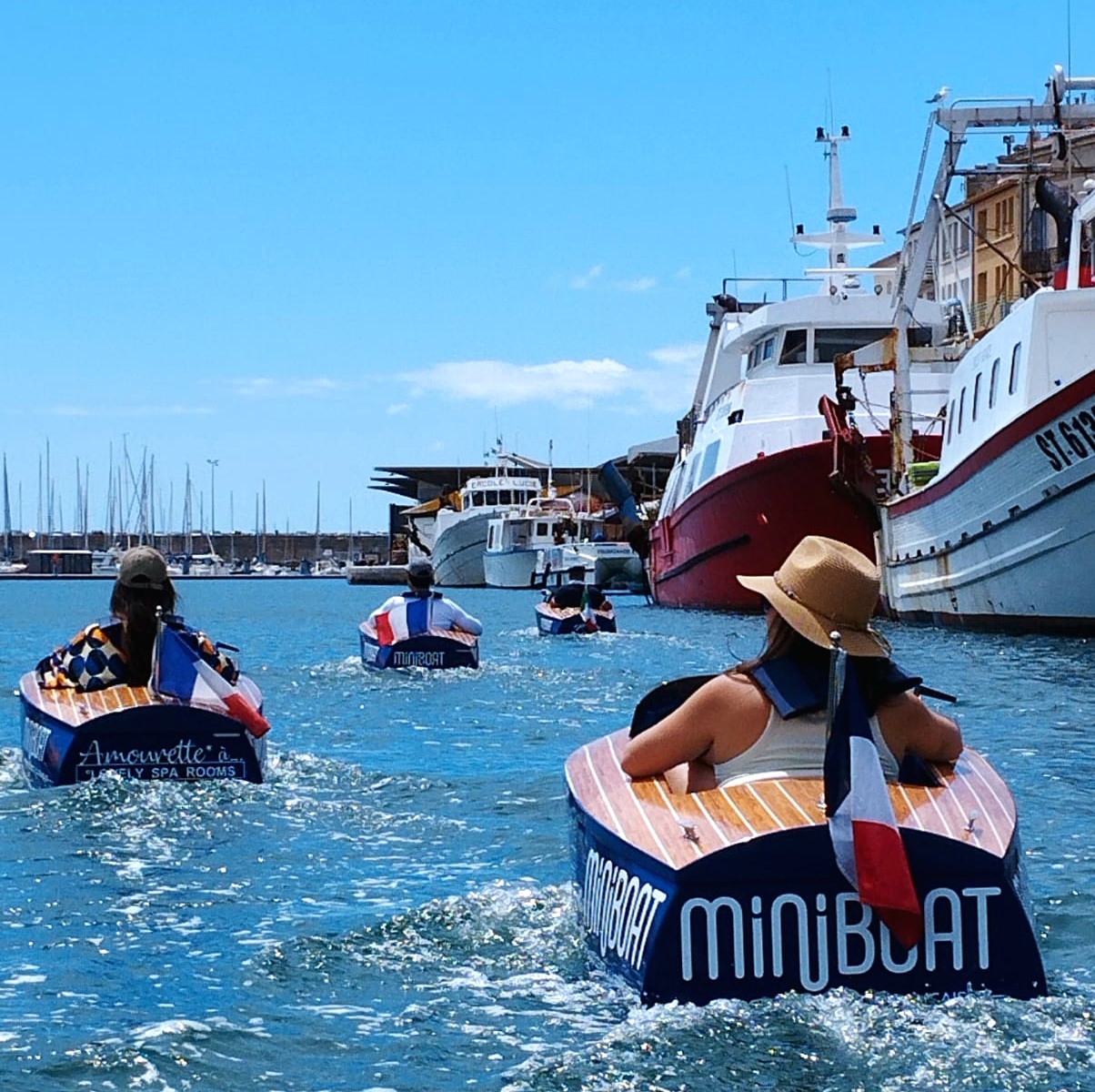 https://espace-ptl.ancv.com/appli/butterfly/data/medias_PA/PHOTOS/901813001001/901813001001TfOYP6H8zQ-MINIBOAT-Sète by miniboat.jpg